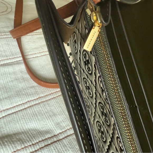 Tory Burch T Monogram Embossed Wallet Crossbody Bag Green Brown GeometricPattern - Picture 9 of 16